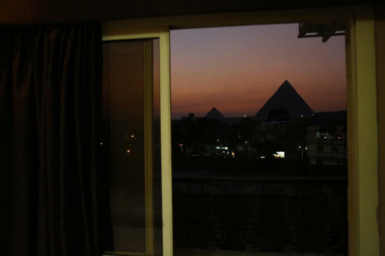Happy Days Pyramids Inn Kafret el-Gabal Szoba fotó